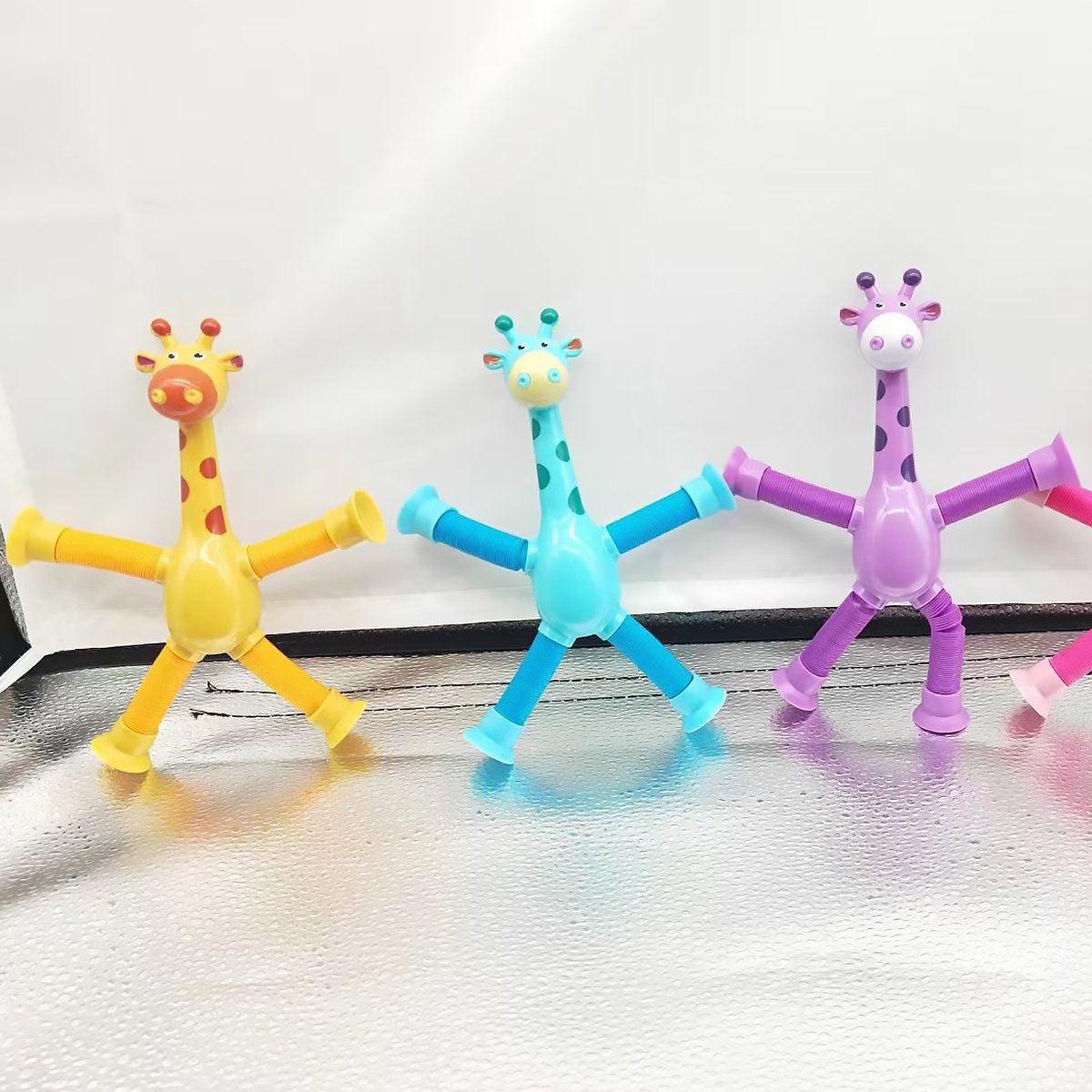Giraffe Tubes Sensory Toys Novelty Spring Fidget Toy Stretch Tube Stress Relief Toy For Kid Birthday Gift Party Favors